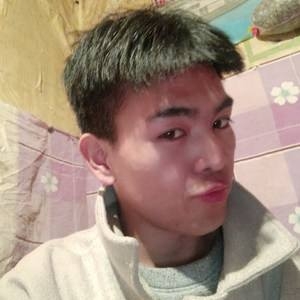 90后美少男的第二张照片--甘肃认干亲服务网